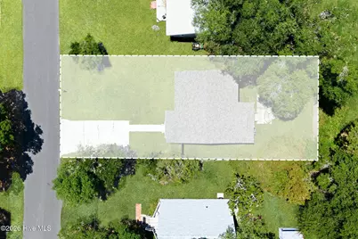 111 NE 20th Street, Oak Island, NC 28465 - Photo 5