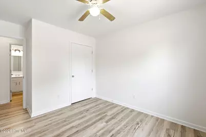 111 NE 20th Street, Oak Island, NC 28465 - Photo 27