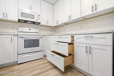 111 NE 20th Street, Oak Island, NC 28465 - Photo 15