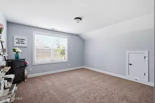 207 Brightleaf Dr, Whispering Pines, NC 28327 - Photo 37