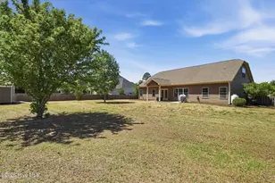207 Brightleaf Dr, Whispering Pines, NC 28327 - Photo 45