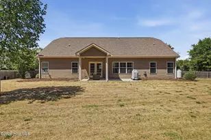 207 Brightleaf Dr, Whispering Pines, NC 28327 - Photo 41