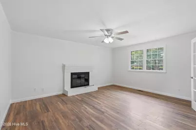 118 Lionel Avenue, Jacksonville, NC 28540 - Photo 11