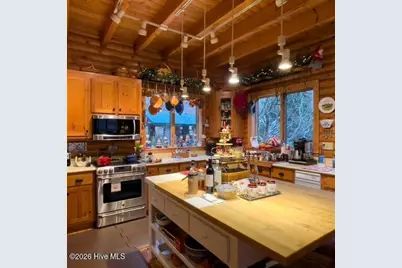496 Holloway Road, Robbinsville, NC 28771 - Photo 3
