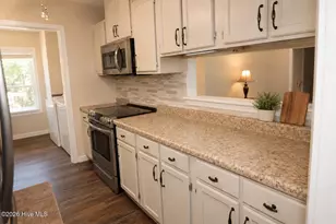 1010 Haymarket Ln, Wilmington, NC 28412 - Photo 9