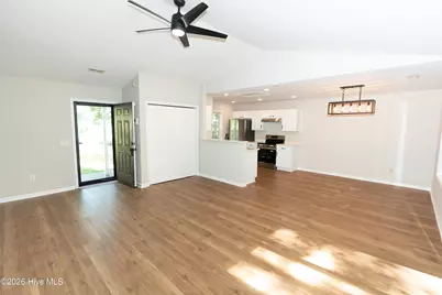 106 Shearin Hills Drive, Castle Hayne, NC 28429 - Photo 5