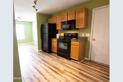 110 Robin Hood Lane, Aberdeen, NC 28315 - Photo 11