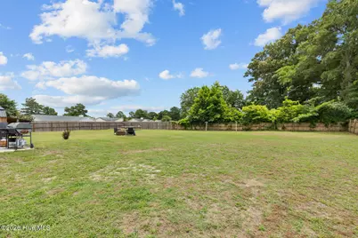 309 Parkton Drive, Richlands, NC 28574 - Photo 23
