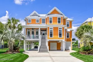 1606 E Yacht Dr, Oak Island, NC 28465 - Photo 1