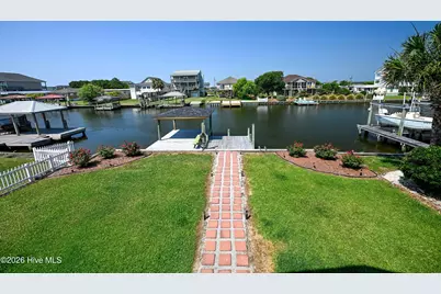 1041 1st Street, Surf City, NC 28445 - Photo 3