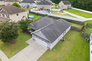 381 Sonoma Rd, Jacksonville, NC 28546 - Photo 3