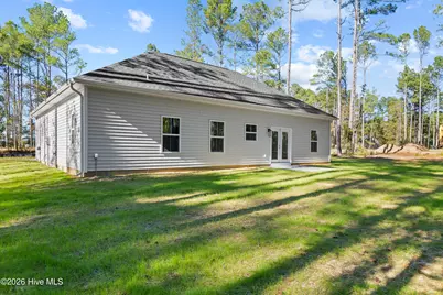 105 Plum Court, Burgaw, NC 28425 - Photo 3