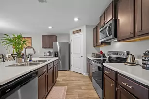 184 Everett Yopp Dr, Sneads Ferry, NC 28460 - Photo 11