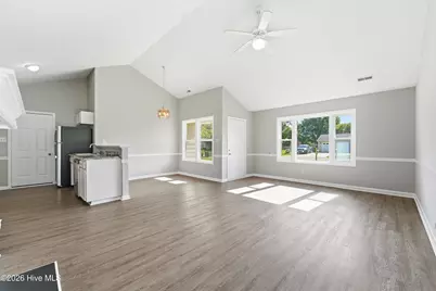 408 Cottonwood Lane, Havelock, NC 28532 - Photo 7