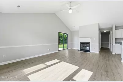 408 Cottonwood Lane, Havelock, NC 28532 - Photo 5