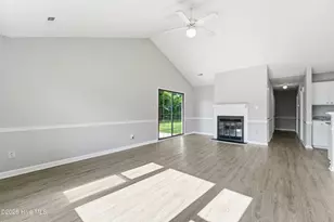 408 Cottonwood Ln, Havelock, NC 28532 - Photo 5