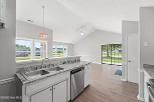 408 Cottonwood Ln, Havelock, NC 28532 - Photo 13
