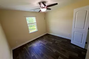 222 Rowland Dr, Richlands, NC 28574 - Photo 3
