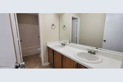 527 Raintree Circle, Jacksonville, NC 28540 - Photo 27