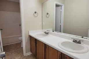 527 Raintree Cir, Jacksonville, NC 28540 - Photo 27