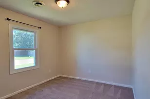 527 Raintree Cir, Jacksonville, NC 28540 - Photo 19