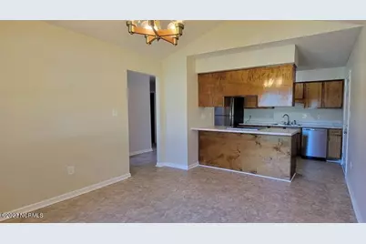 527 Raintree Circle, Jacksonville, NC 28540 - Photo 9