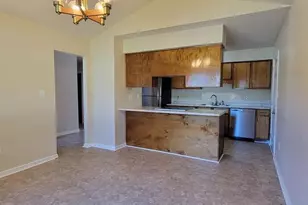 527 Raintree Cir, Jacksonville, NC 28540 - Photo 9