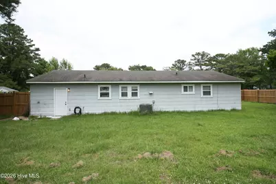 101 N Glen Court, Jacksonville, NC 28540 - Photo 19
