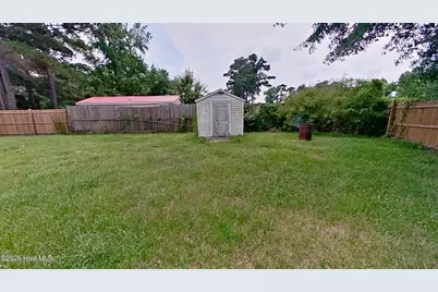 101 N Glen Court, Jacksonville, NC 28540 - Photo 17