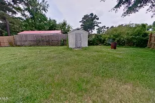 101 N Glen Ct, Jacksonville, NC 28540 - Photo 17