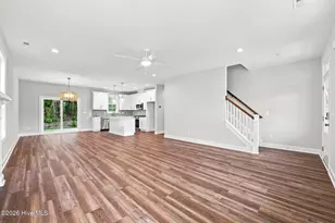 2010 Brighton Dr, New Bern, NC 28562 - Photo 9