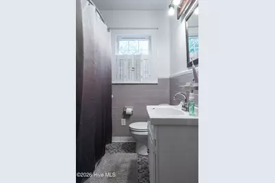 2401 E 4th Street, Greenville, NC 27858 - Photo 25