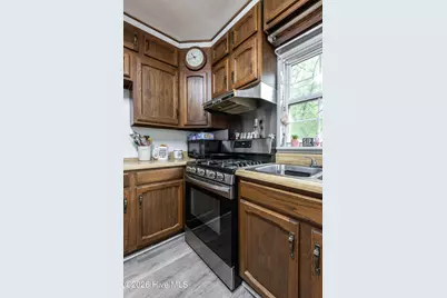 2401 E 4th Street, Greenville, NC 27858 - Photo 21