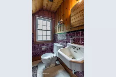 2401 E 4th Street, Greenville, NC 27858 - Photo 33