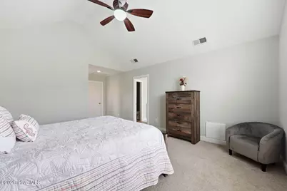 215 Brandywine Place Drive, Morehead City, NC 28557 - Photo 9
