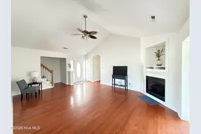 301 Cardinal Way, Elizabeth City, NC 27909 - Photo 7