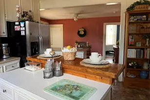 3643 N Main St, Farmville, NC 27828 - Photo 9