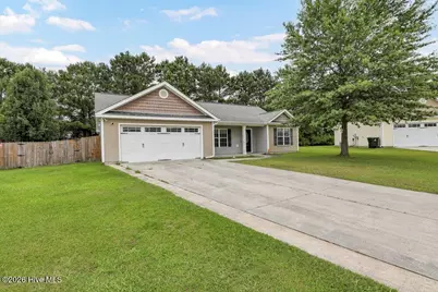 1017 Ponderosa Place, Jacksonville, NC 28546 - Photo 3