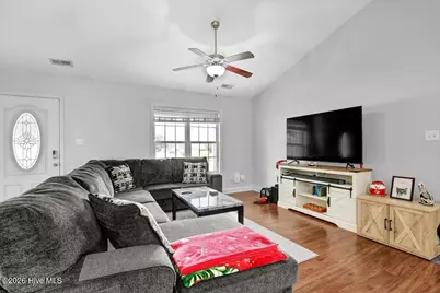 1017 Ponderosa Place, Jacksonville, NC 28546 - Photo 5