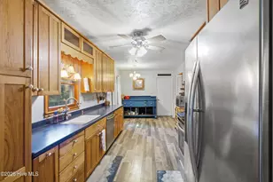 101 Hughes Ln, New Bern, NC 28560 - Photo 13