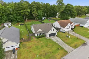 512 Blackberry Ct, Hubert, NC 28539 - Photo 37