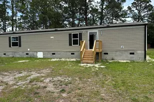113 Orton Ln, Hamlet, NC 28345 - Photo 1