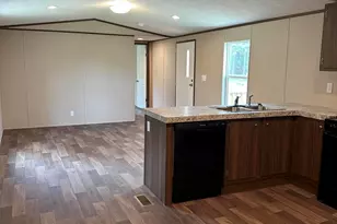 113 Orton Ln, Hamlet, NC 28345 - Photo 5