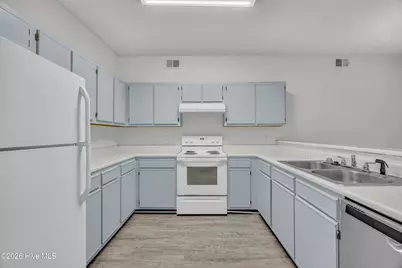 733 Bragg Drive #Apt A, Wilmington, NC 28412 - Photo 3