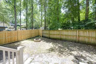 105 Tanglewood Dr, Greenville, NC 27858 - Photo 31