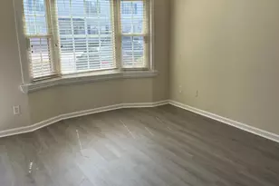 3921 Sterling Pointe Dr, Winterville, NC 28590 - Photo 5