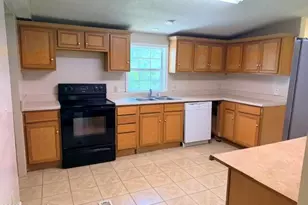 250 Bream St, Holly Ridge, NC 28445 - Photo 9