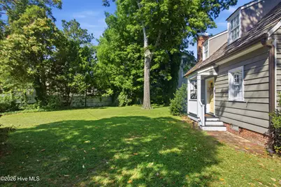 403 Queen Street, New Bern, NC 28560 - Photo 33