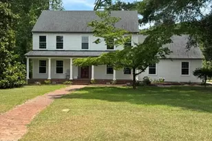 701 Edgewood Dr, Murfreesboro, NC 27855 - Photo 1
