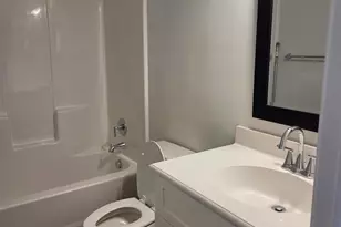 3237 Gordon Dr, Greenville, NC 27834 - Photo 9